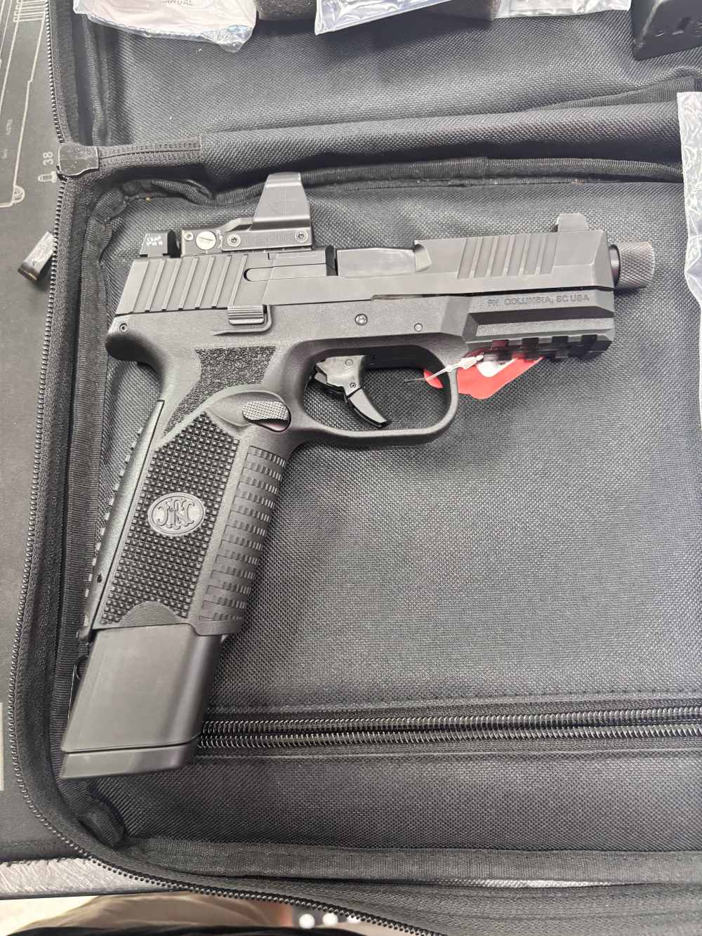 FNH 509 tactical 9mm 4.5” threaded barrel w/bag two mags and Leupold dp350-img-4