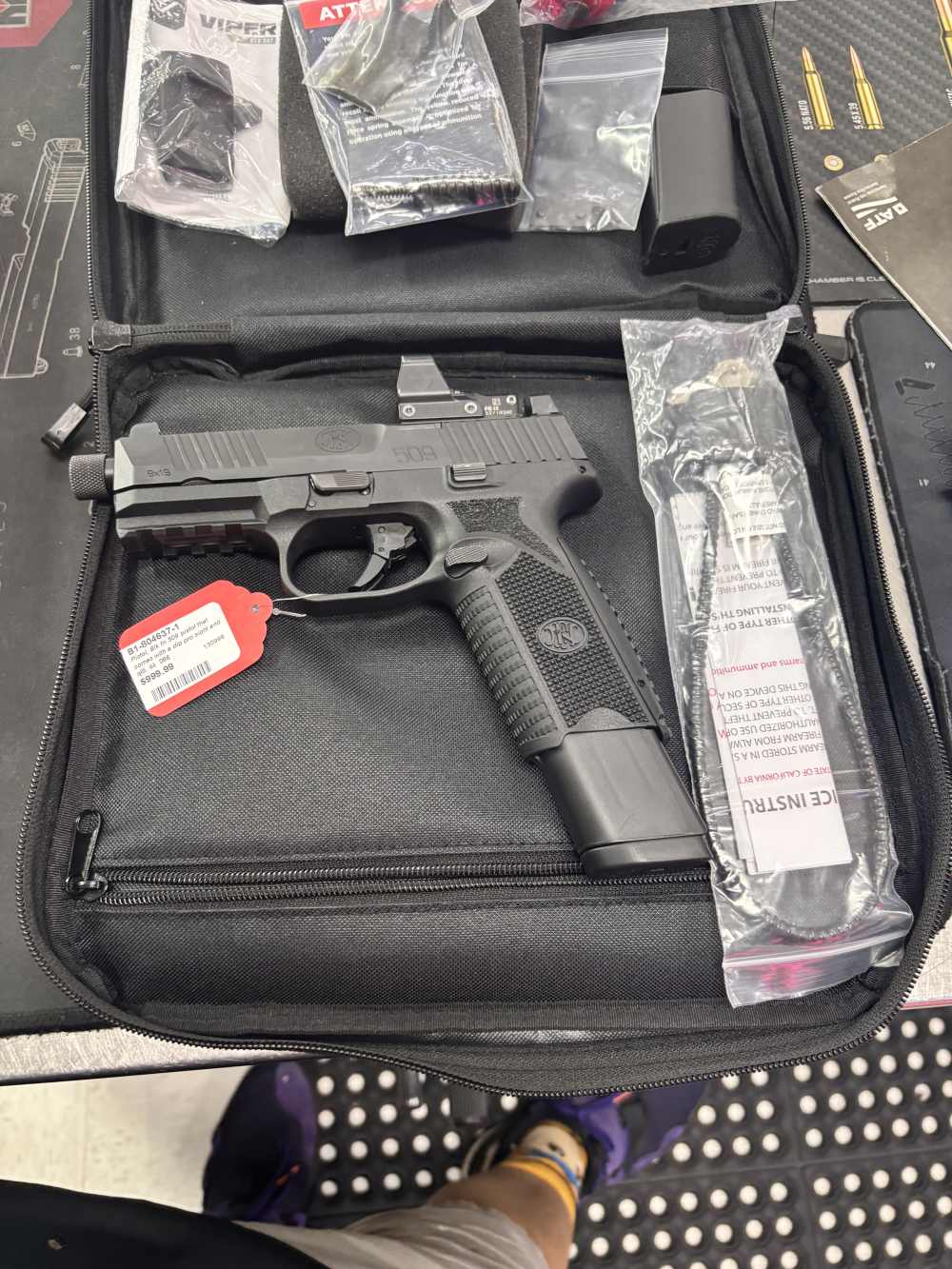 FNH 509 tactical 9mm 4.5” threaded barrel w/bag two mags and Leupold dp350-img-1
