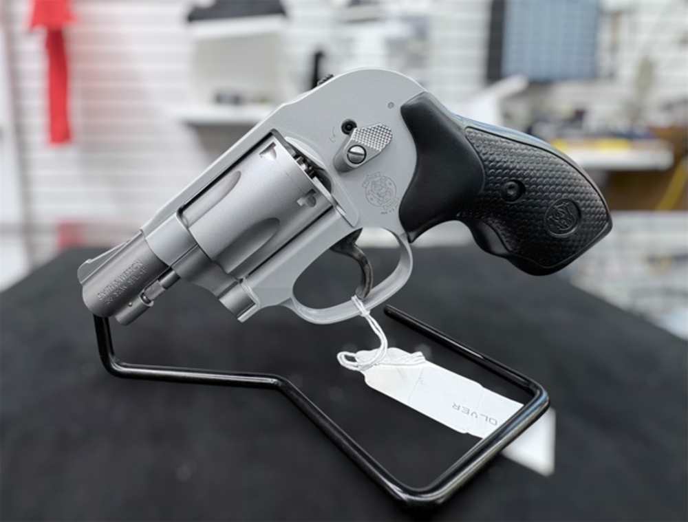 Smith & Wesson 638 Airweight -img-2