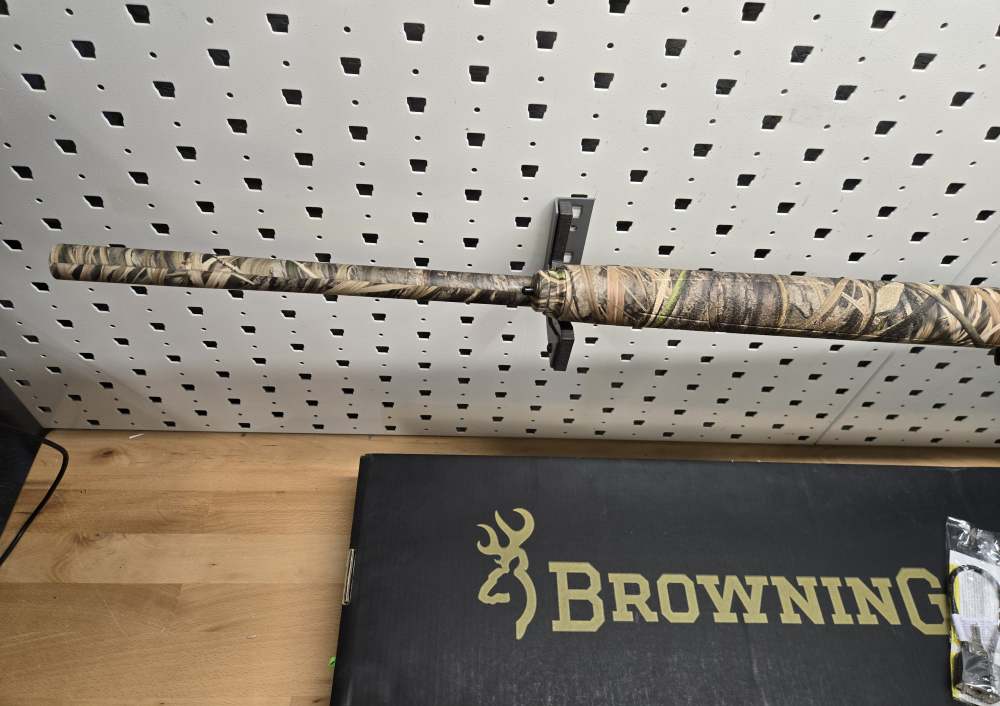 Browning Gold Field 10 Gauge 28" Semi Auto Mossy Oak Habitat w/ Box Rare -img-8