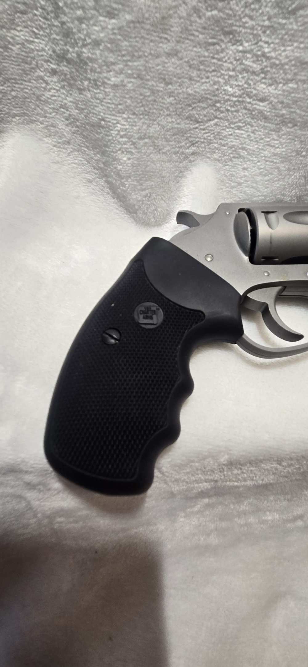 CHARTER ARMS UNDERCOVER - 38 SPECIAL SNUB NOSE REVOLVER-img-10