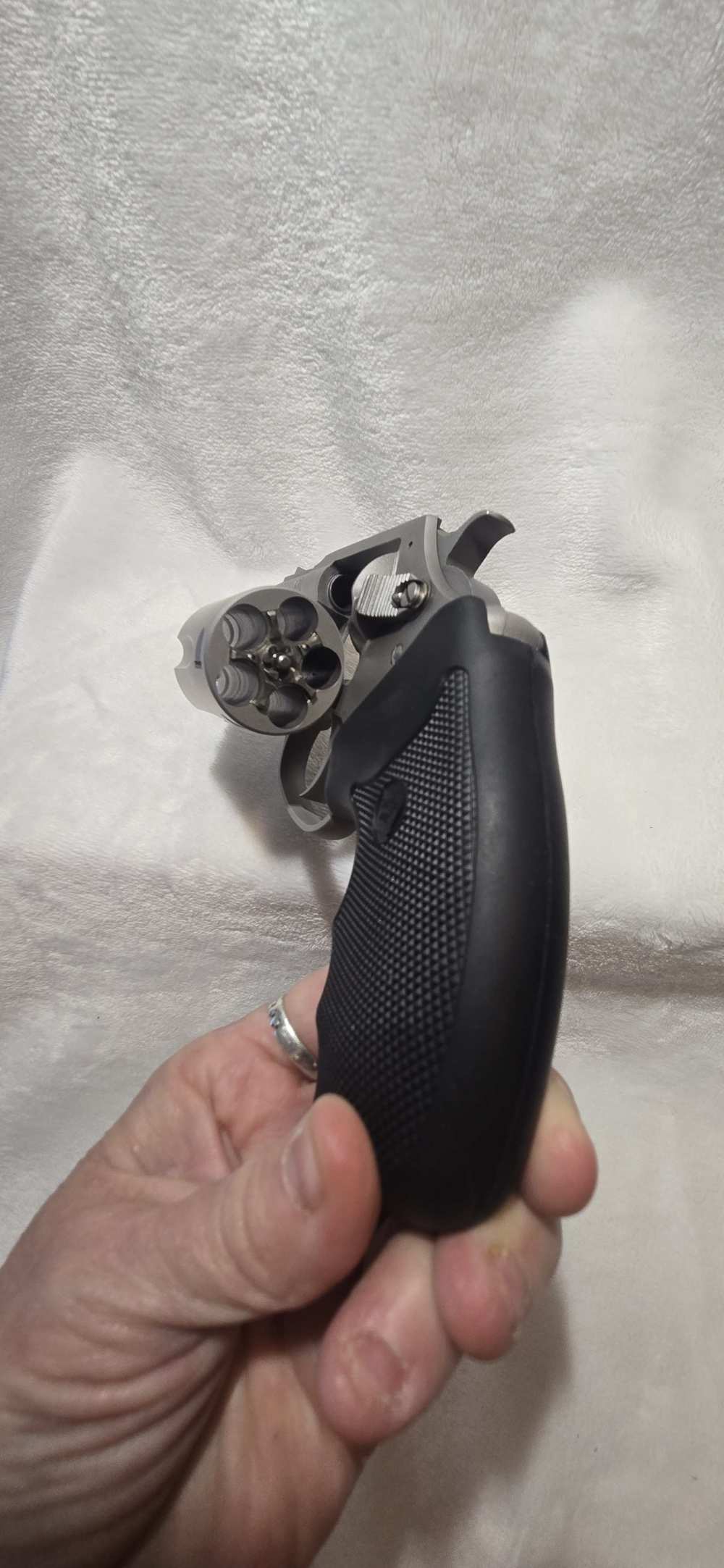 CHARTER ARMS UNDERCOVER - 38 SPECIAL SNUB NOSE REVOLVER-img-8
