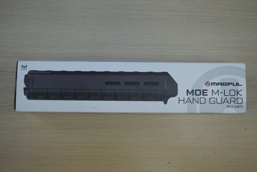 Magpul MOE MLOK AR15 rifle length handguard in black-img-0