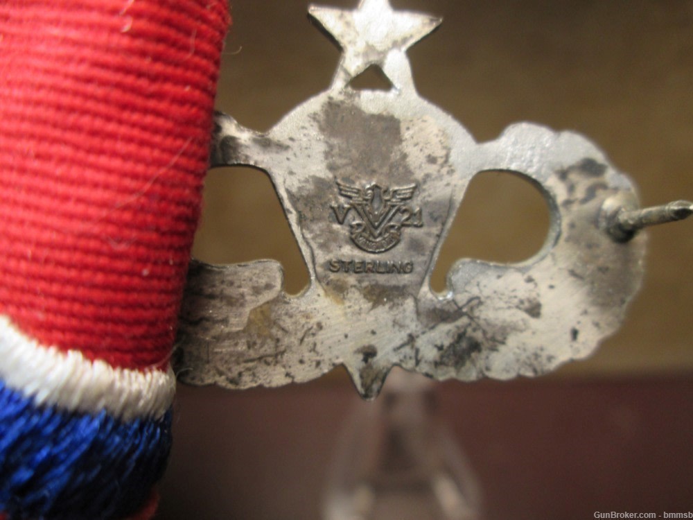 WW 2 U.S. Korean War Era 82nd. AIRBORNE SR. Jump Wing-Sterling & 82nd. OVAL-img-3