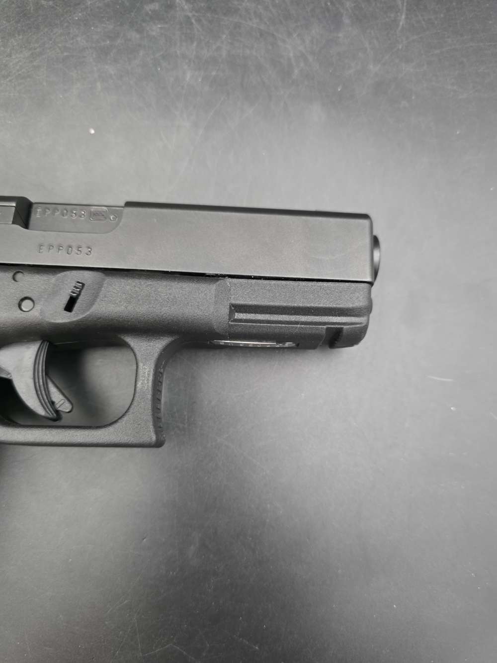 Glock 23 Gen 3 40S&W 4 Mags, Extra Spring, 3 Holsters-img-9