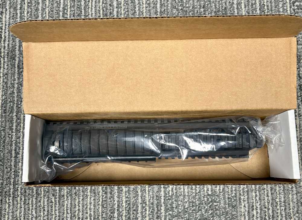 (KAC)  Knights Armament SR-16 / SR-15 URX II Rifle Rare - NEW-img-1
