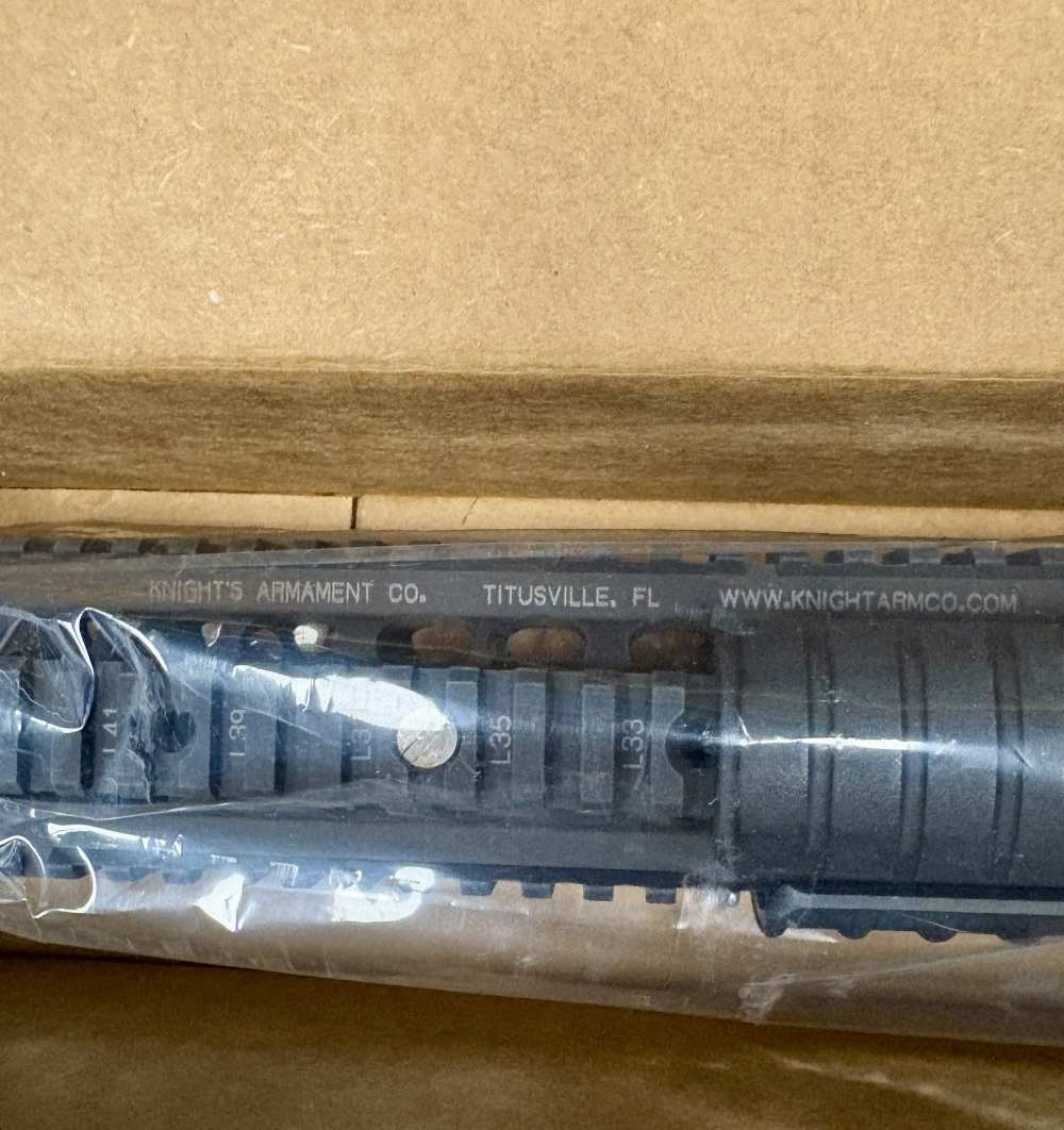(KAC)  Knights Armament SR-16 / SR-15 URX II Rifle Rare - NEW-img-4