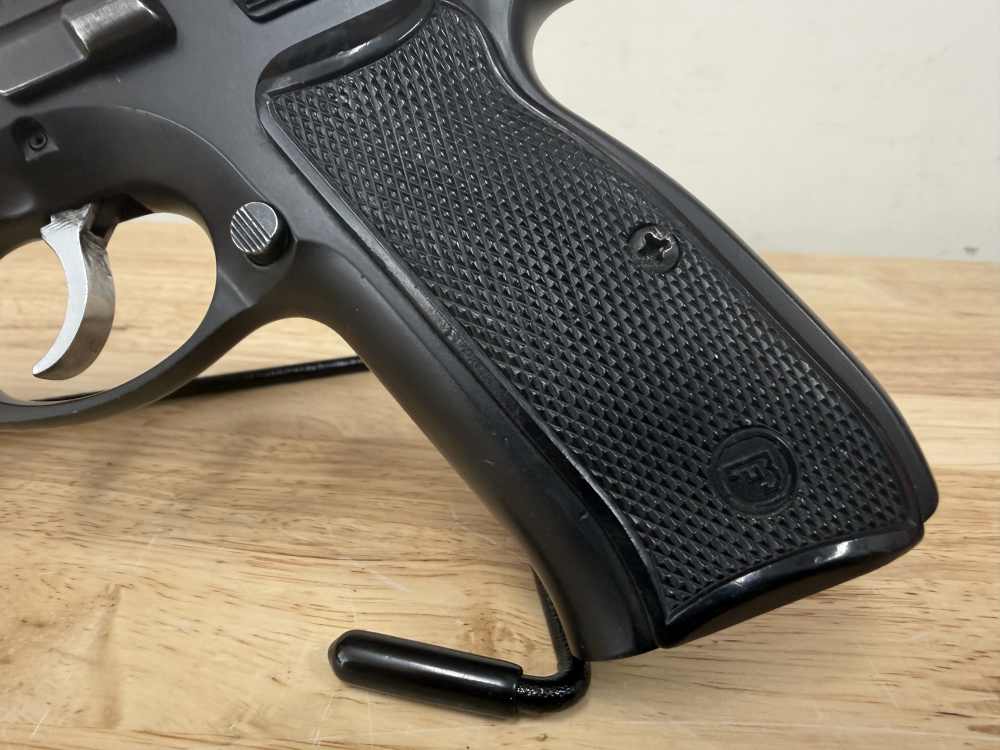 CZ 75 B with 2 mags-img-3