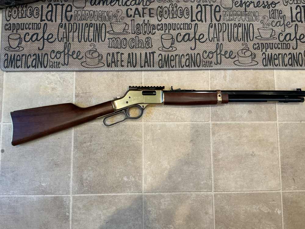 Henry Big Boy brass carbine 44 mag 20” octagon H006 as new no box-img-0