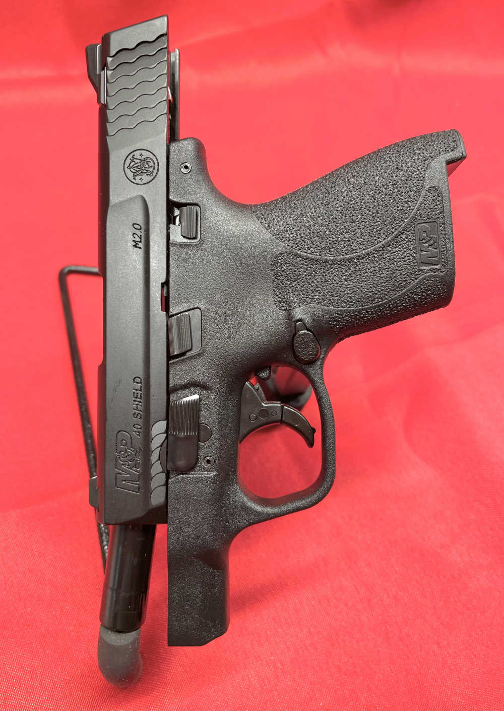 Smith & Wesson M&P Shield M2.0 40S&W-img-2