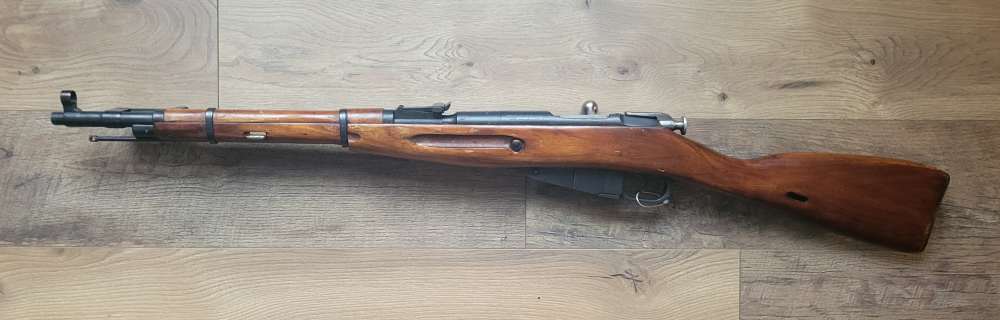 MATCHING ISHEVSK WWII Soviet Mosin Nagant M44 dated 1944-img-1