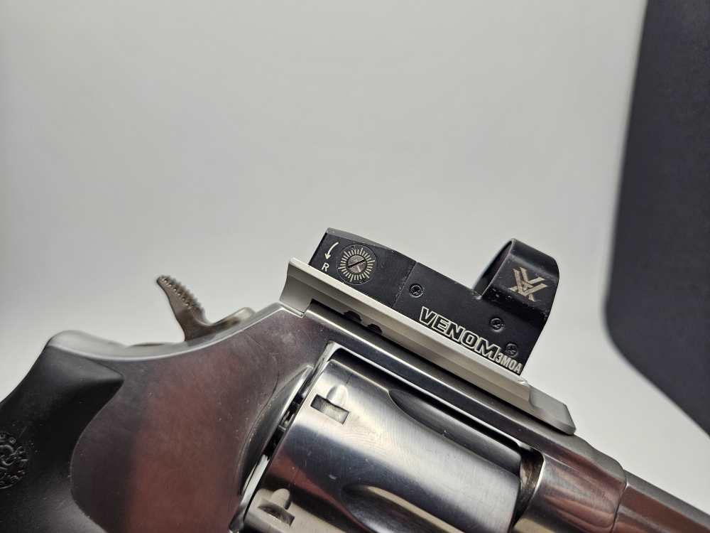 Smith and Wesson 686 - 6 6 Shot 357 Vortex Venom 3moa Optic Included!-img-2