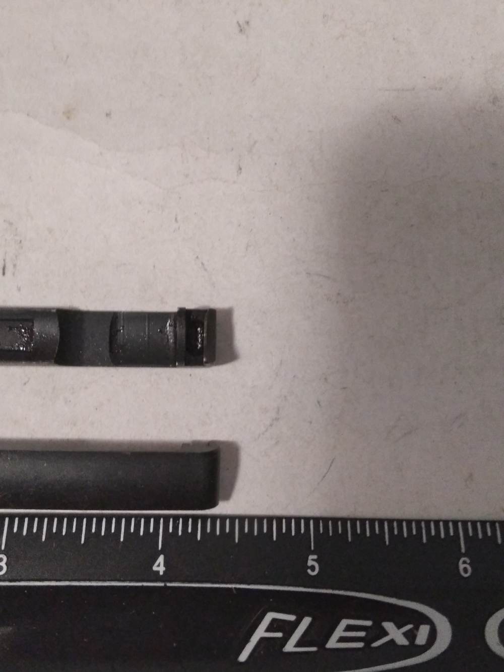Post 64 winchester model 70 firing pin retainer and 2 extractors -img-1