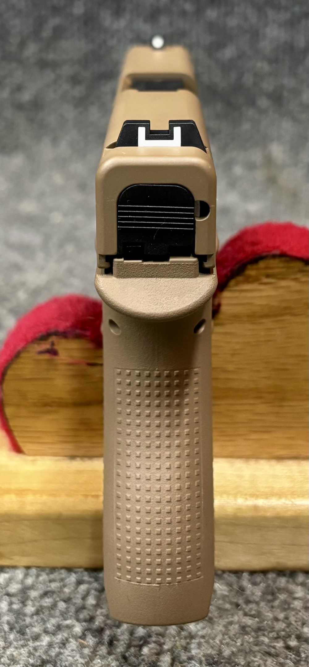 Glock 43 G43 9mm FDE unfired with 3 mags, case and accessories -img-7