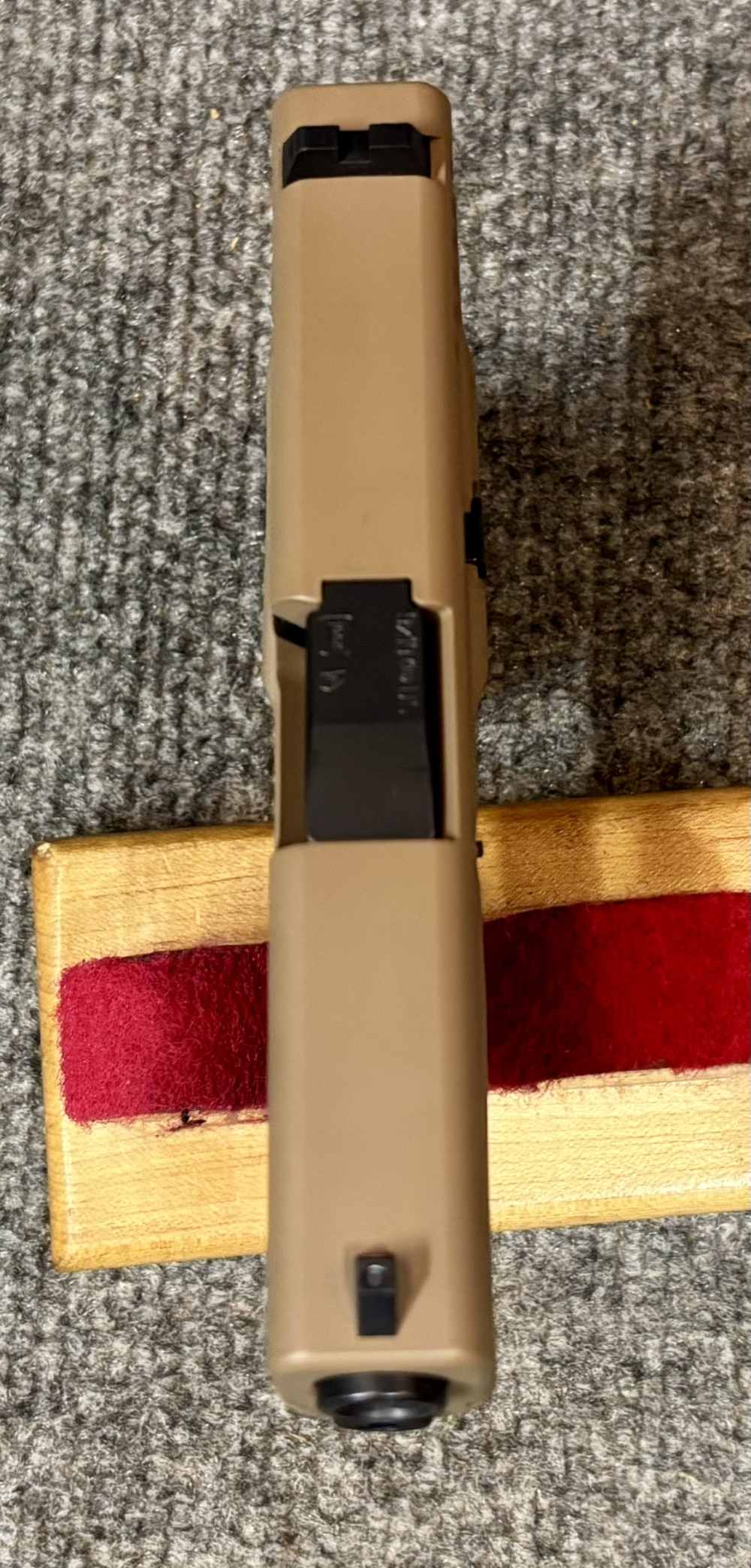 Glock 43 G43 9mm FDE unfired with 3 mags, case and accessories -img-9