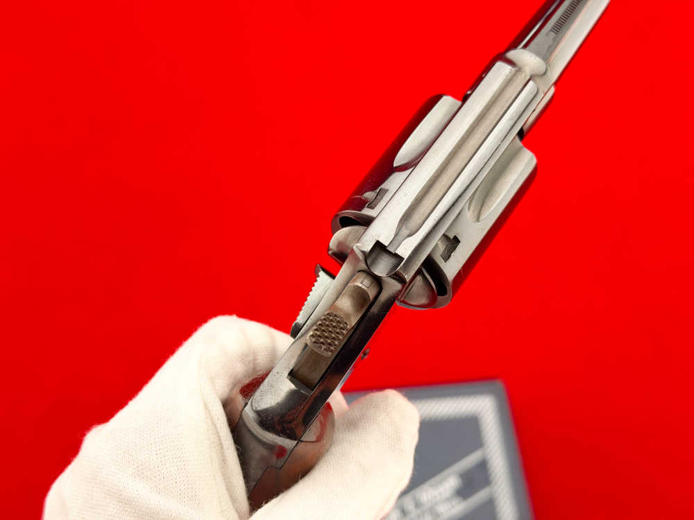 1958 Smith & Wesson Model 36 Chiefs Special 1.87" Blued .38 Spl w/ Box-img-15