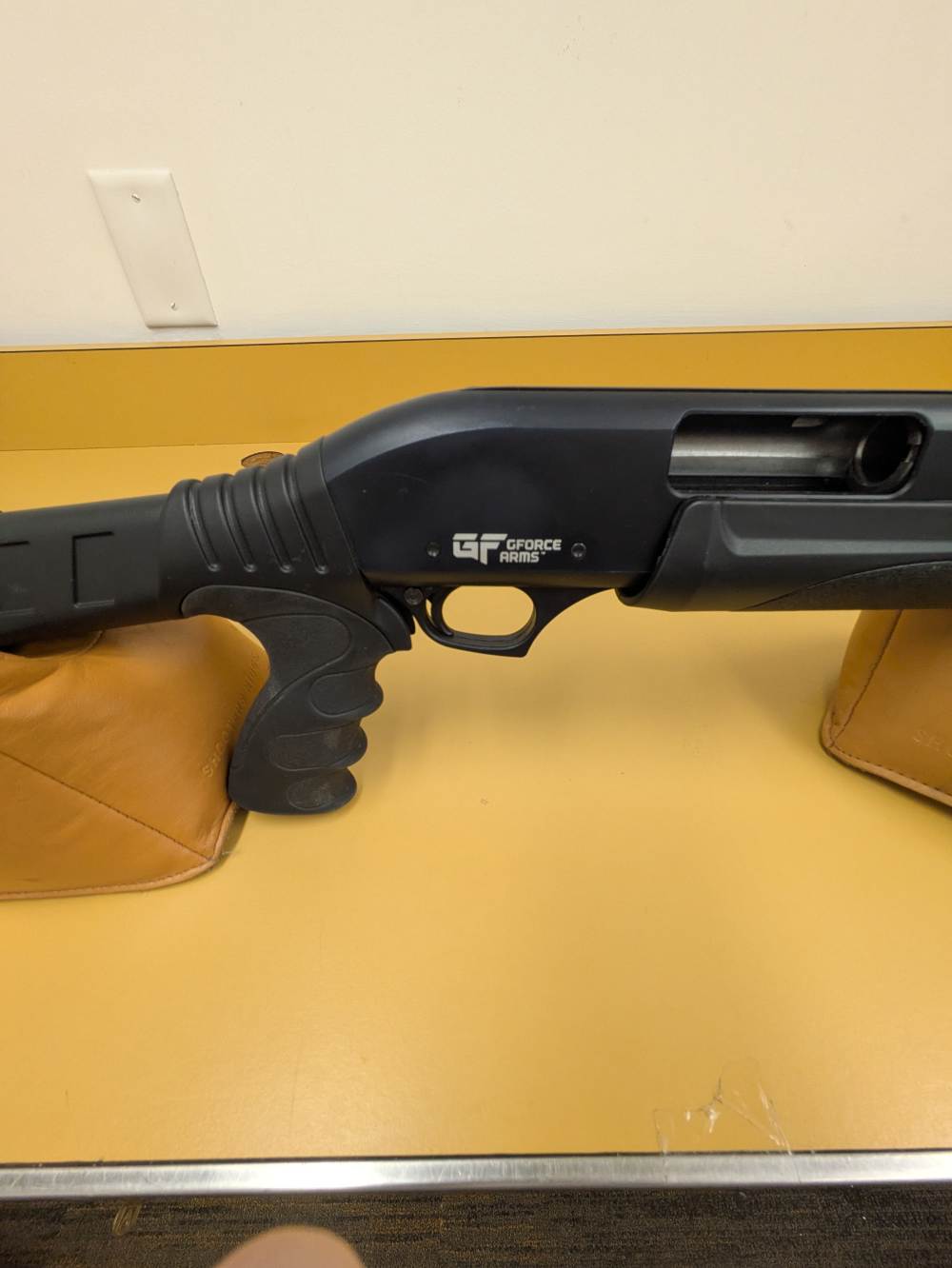 GFORCE ARMS GF2P 20" BARREL 12 GAUGE -img-2