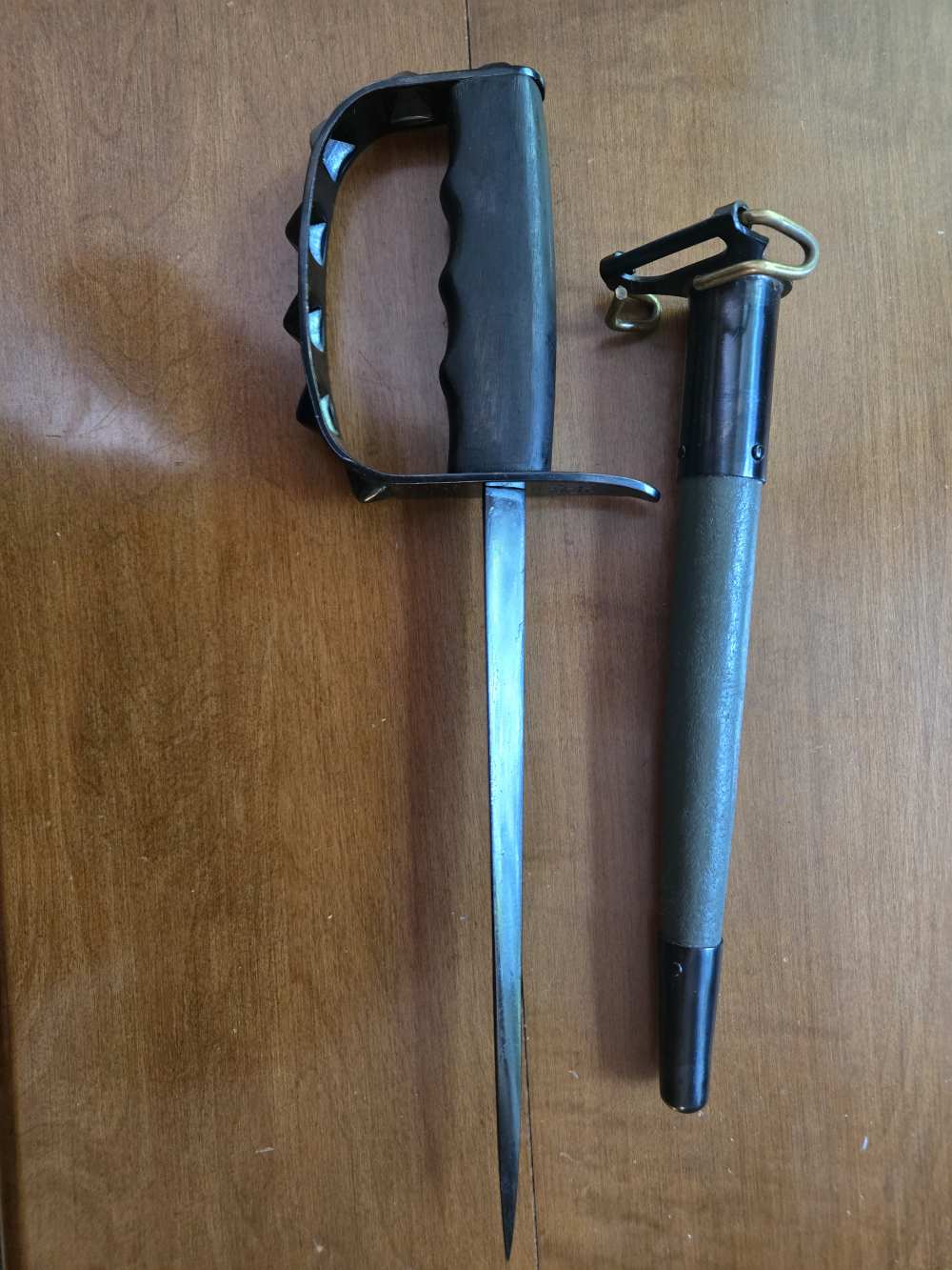 1917 trench dagger w/ knuckle guard and scabbard reproduction ww1-img-4