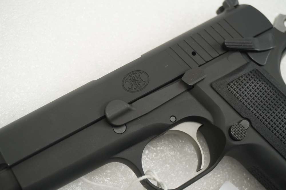 FNH High Power 9mm 4.75" Semi-Auto Pistol w/ 2 Magazines, Grips, Case-img-3