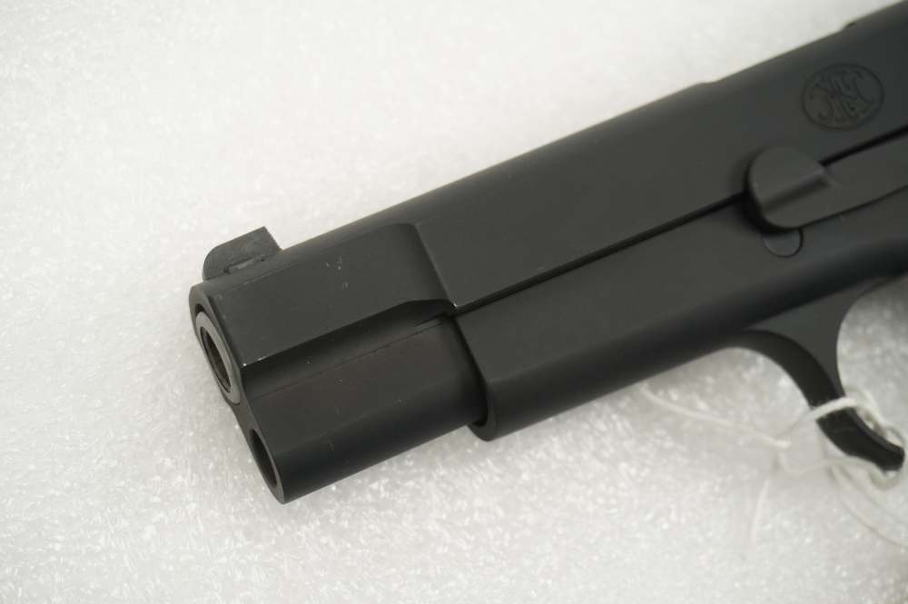 FNH High Power 9mm 4.75" Semi-Auto Pistol w/ 2 Magazines, Grips, Case-img-2