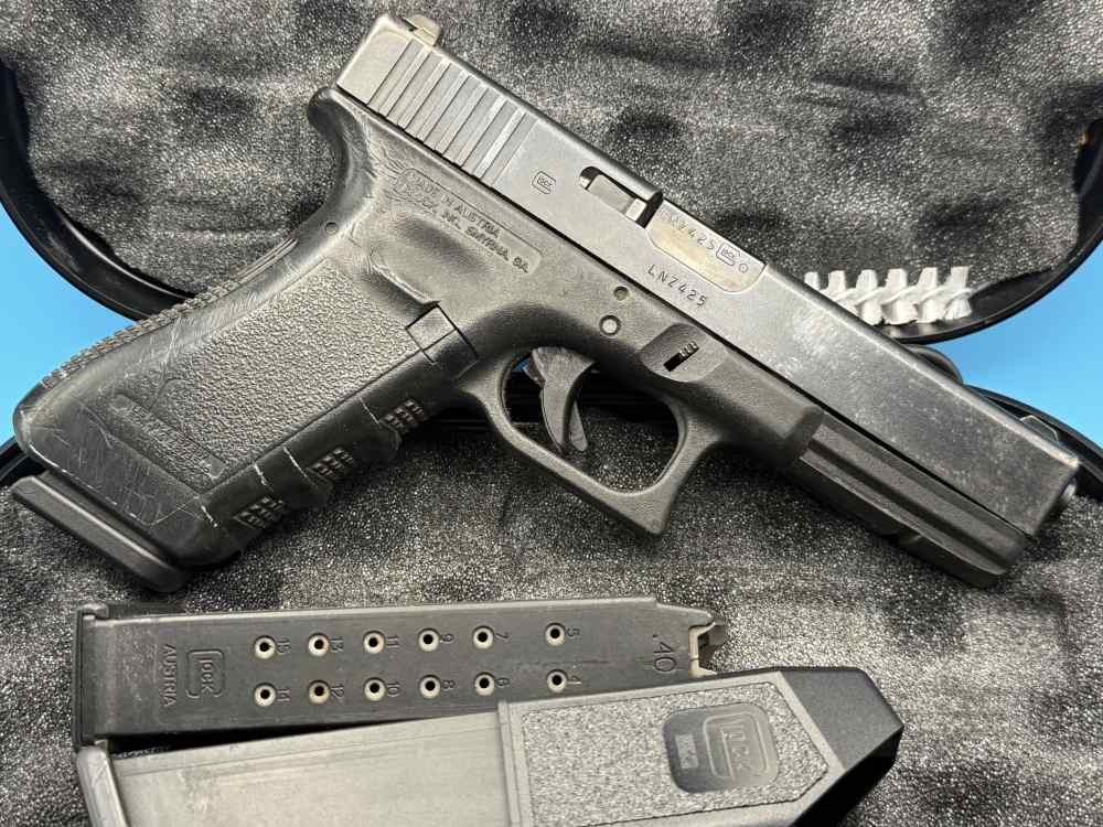 Glock 22 Gen 3 .40 S&W G22 Gen3 40S&W Police Trade In-img-1