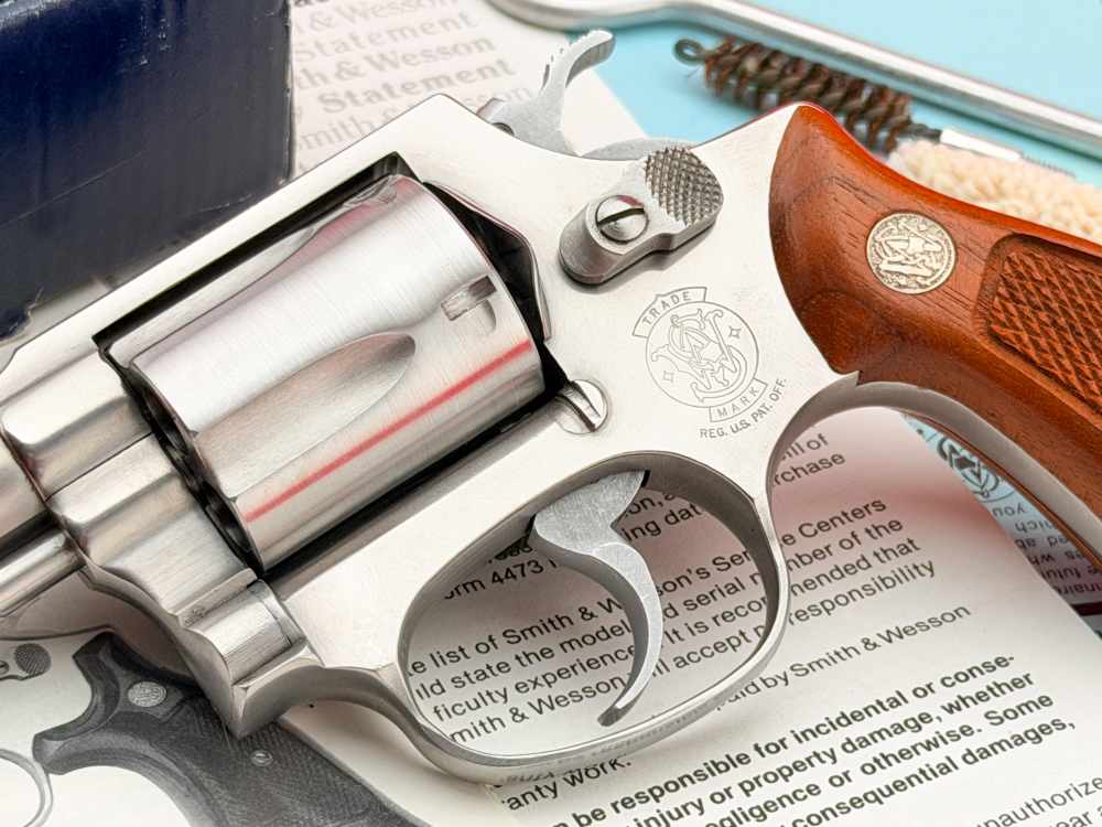 SUPER RARE 1984 Smith & Wesson Model 60 John Jovino Square Butt .38 spl-img-6