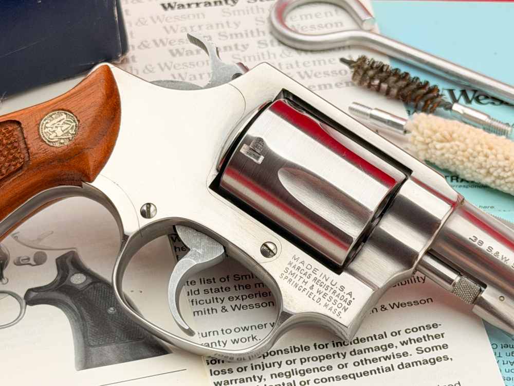 SUPER RARE 1984 Smith & Wesson Model 60 John Jovino Square Butt .38 spl-img-11