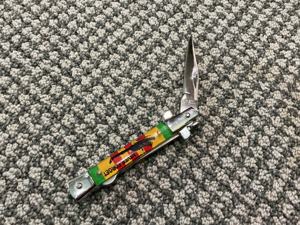 Ridge Runner “Never Forget” Vietnam UH1 Huey Commemorative Knife-img-2
