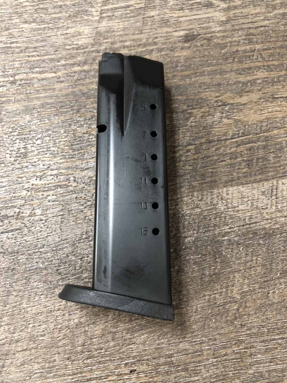 Smith & Wesson S&W M&P40 4.25" Semi Auto 15 Round Mag Full Size Fiber Sight-img-18