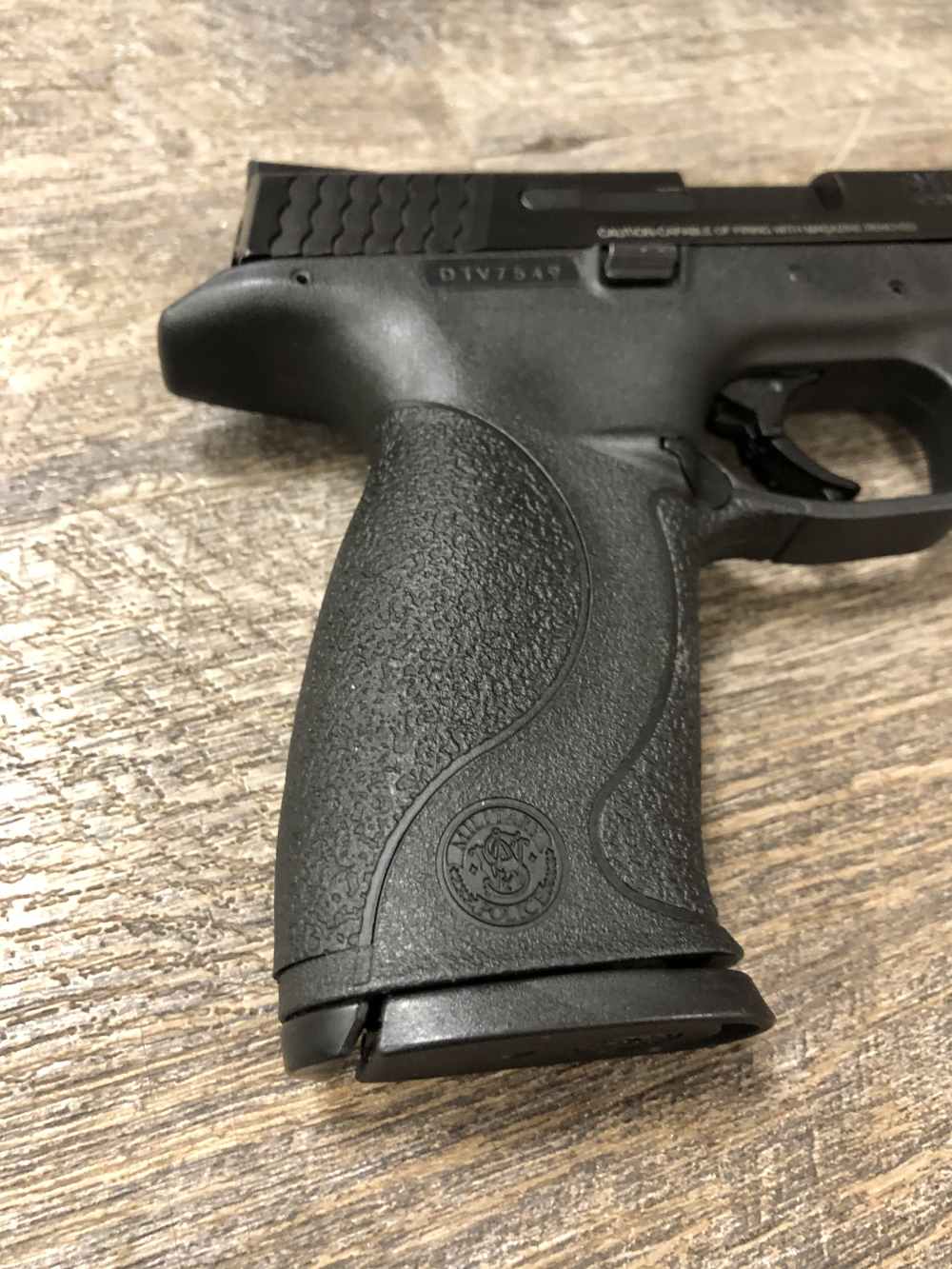Smith & Wesson S&W M&P40 4.25" Semi Auto 15 Round Mag Full Size Fiber Sight-img-6