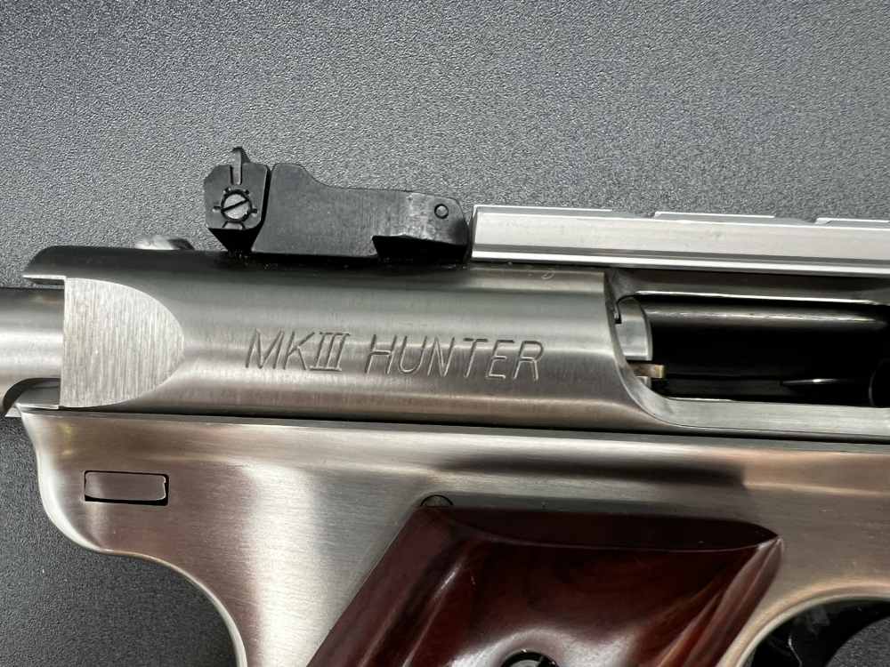 Ruger Mark III Hunter .22 LR – Stainless 6.88" Fluted Barrel Excellent Cond-img-15