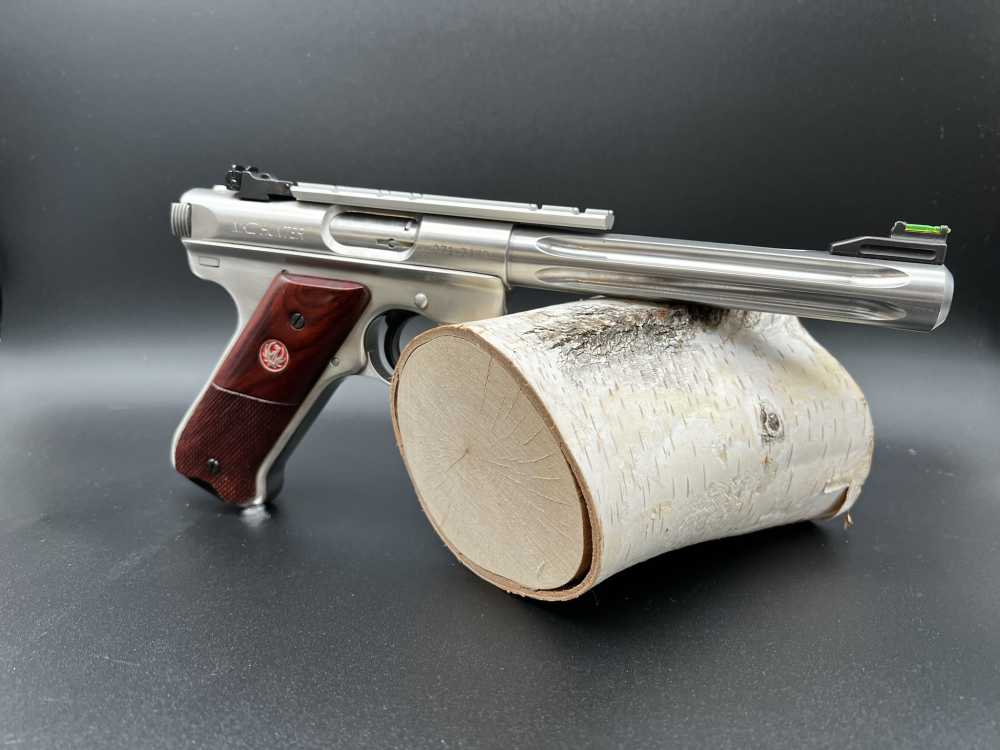 Ruger Mark III Hunter .22 LR – Stainless 6.88" Fluted Barrel Excellent Cond-img-1