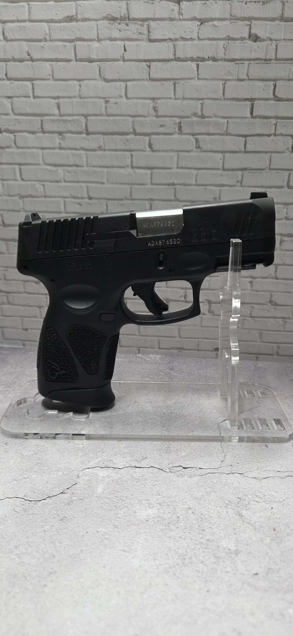 Taurus G3c - 9mm Luger with 12-round Magazine - Very Nice Gun-img-3