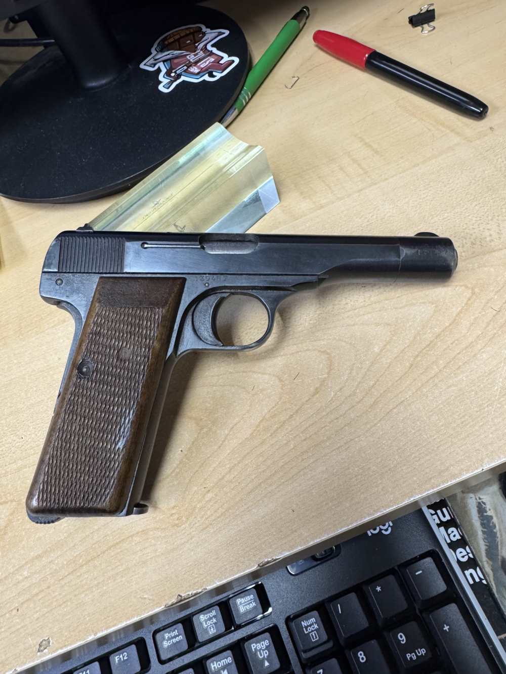 Fabrique National Darmes DE Guerre 1922 .32 acp with Certificate-img-1