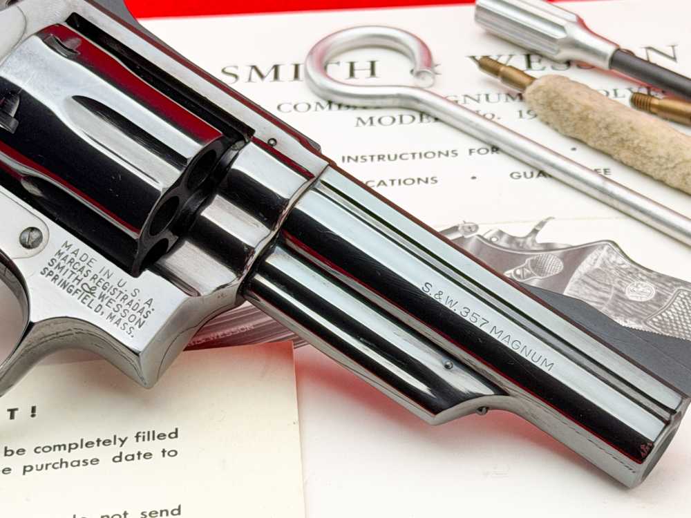 1971 Smith & Wesson Model 19-3 Combat Magnum 4" Blued .357 Magnum w/ Box-img-11
