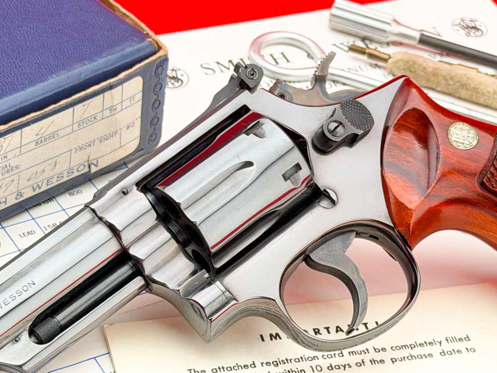 1971 Smith & Wesson Model 19-3 Combat Magnum 4" Blued .357 Magnum w/ Box-img-7