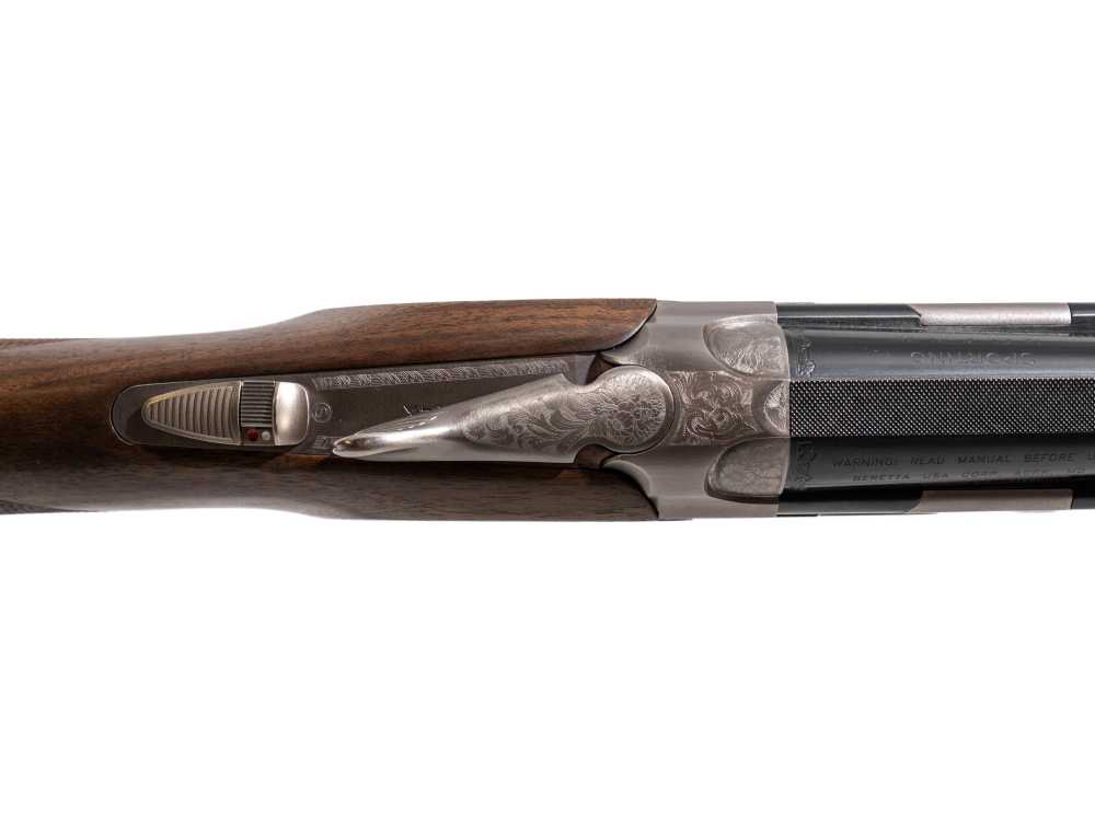 Beretta 686 Silver Pigeon I Sporting Vented Mid Rib 12 GA 32 IN Wood/Blued -img-4