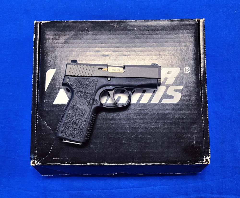 KAHR CT380 .380 ACP 3" IN BOX W/ 4 MAGS - EARLY PRODUCTION - EXCELLENT-img-1