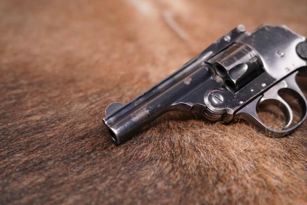 Iver Johnson Safety Automatic Hammerless .32 S&W Revolver Ca 1915 C&R-img-2