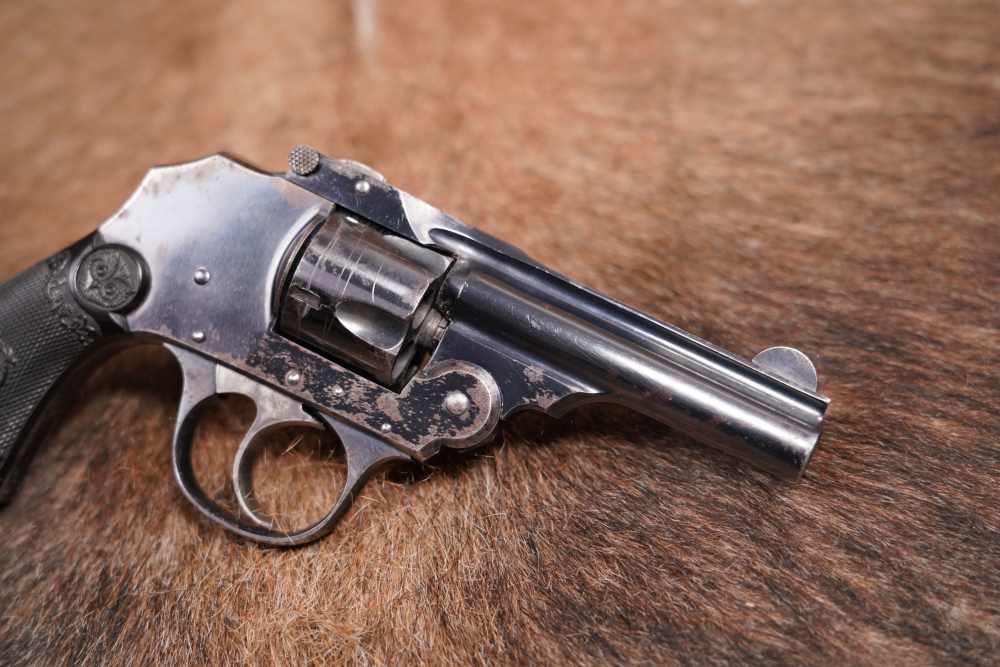 Iver Johnson Safety Automatic Hammerless .32 S&W Revolver Ca 1915 C&R-img-12