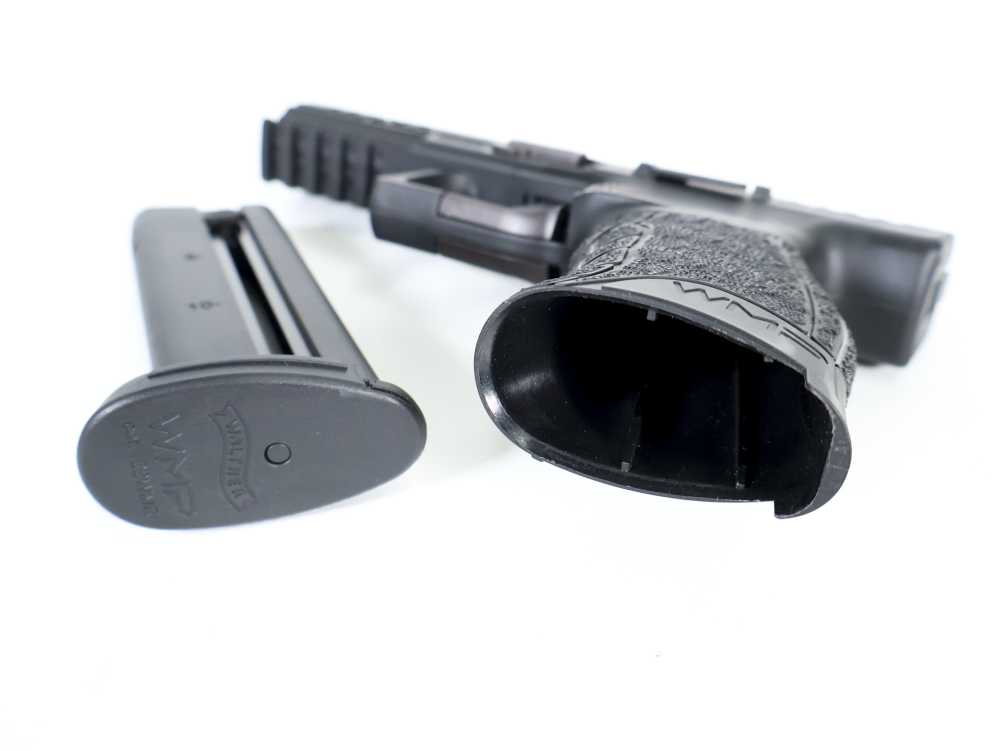 Walther Magnum Pistol, WMP, 4.5" .22 WMR 15+1 Semi-Auto Pistol 2-Mags LNIB-img-20