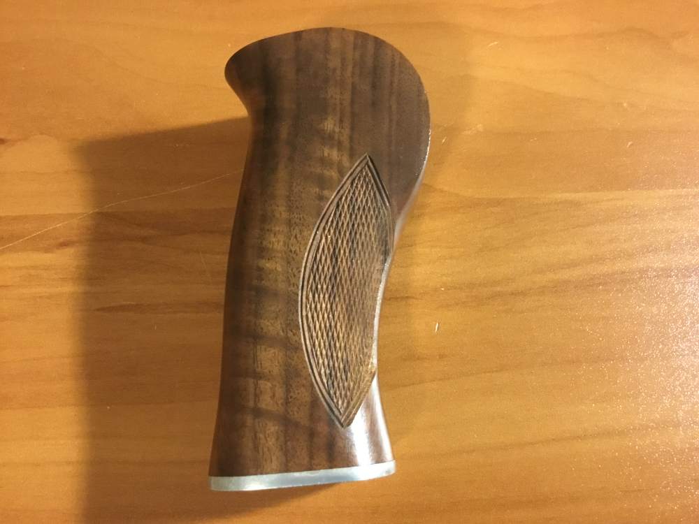 Thompson Center T/C Contender checkered walnut grip. COMPLETE-img-0