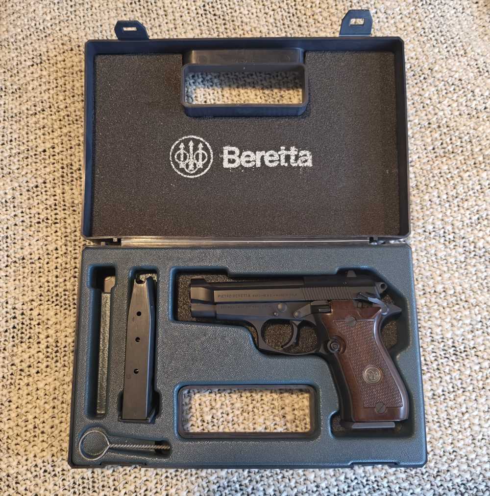 Beretta 84F Cheetah .380 ACP Excellent 2x13RD Mags Factory Case Wood Grips-img-14