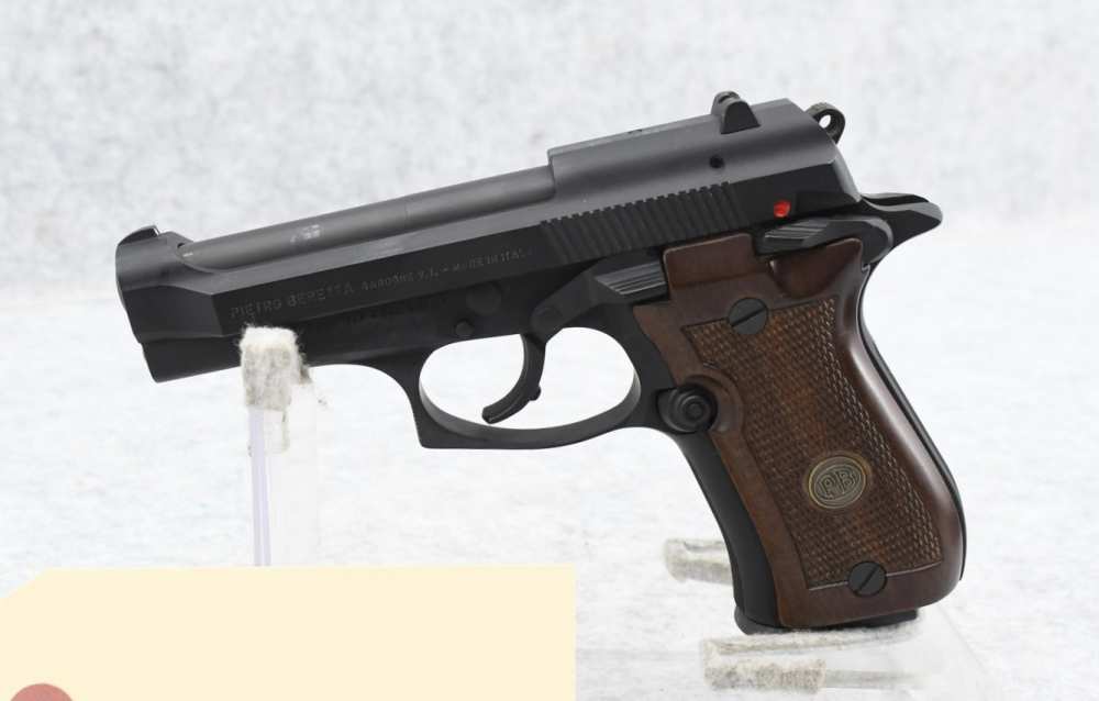 Beretta 84F Cheetah .380 ACP Excellent 2x13RD Mags Factory Case Wood Grips-img-1