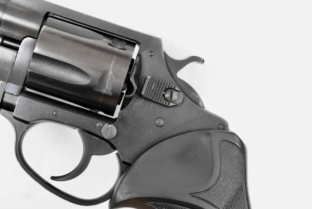 Charter Arms Off Duty .38 SPL Revolver in excellent condition -img-2