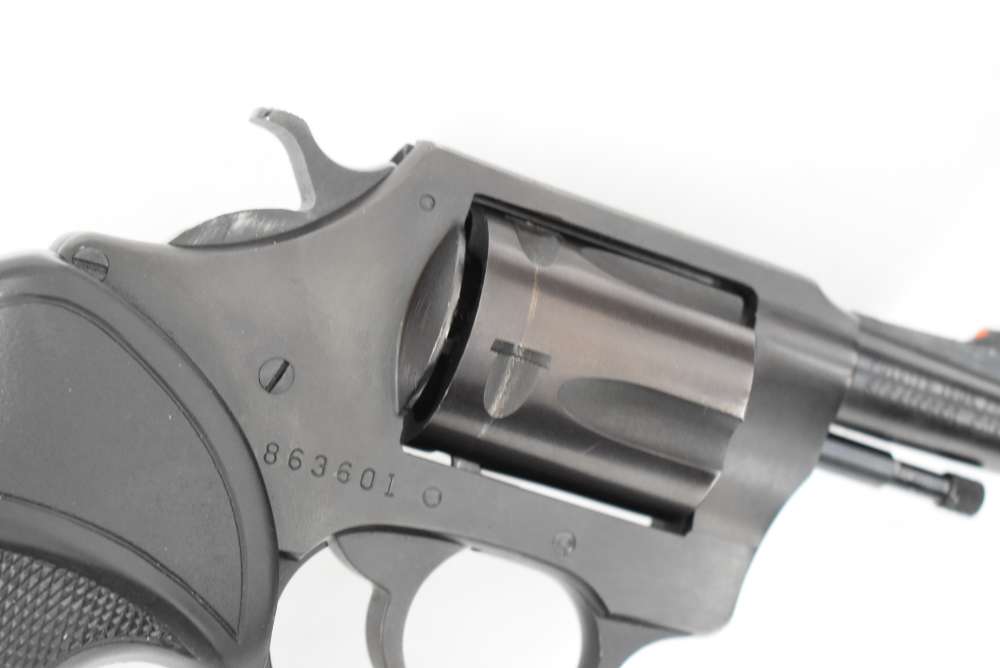 Charter Arms Off Duty .38 SPL Revolver in excellent condition -img-4