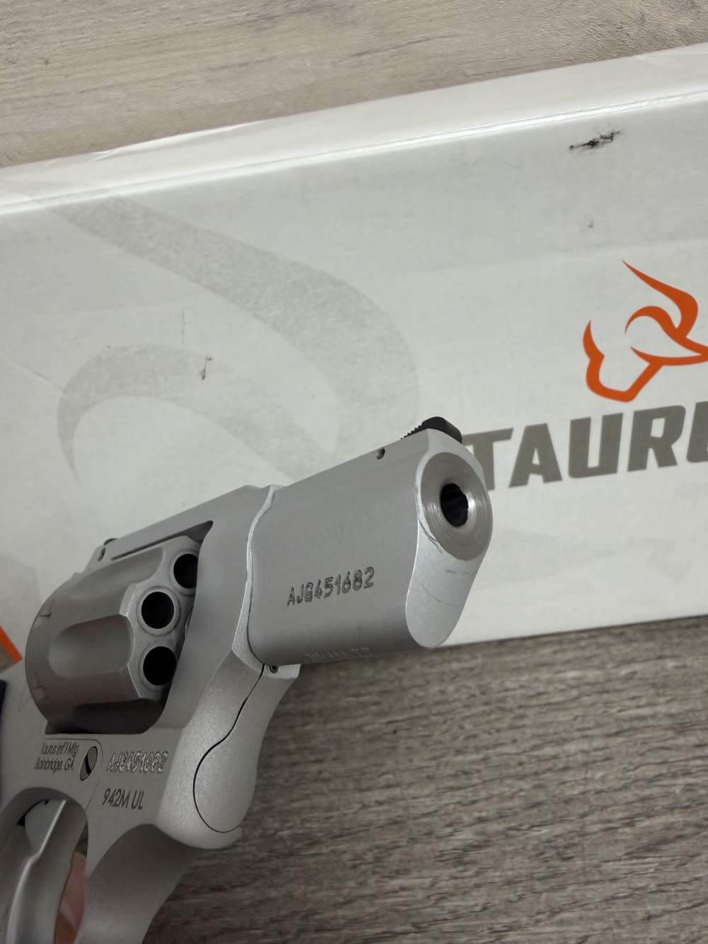 TAURUS 942 UL ULTRA LITE 22 WMR 22 MAGNUM 2-942M029UL BRAND NEW-img-6