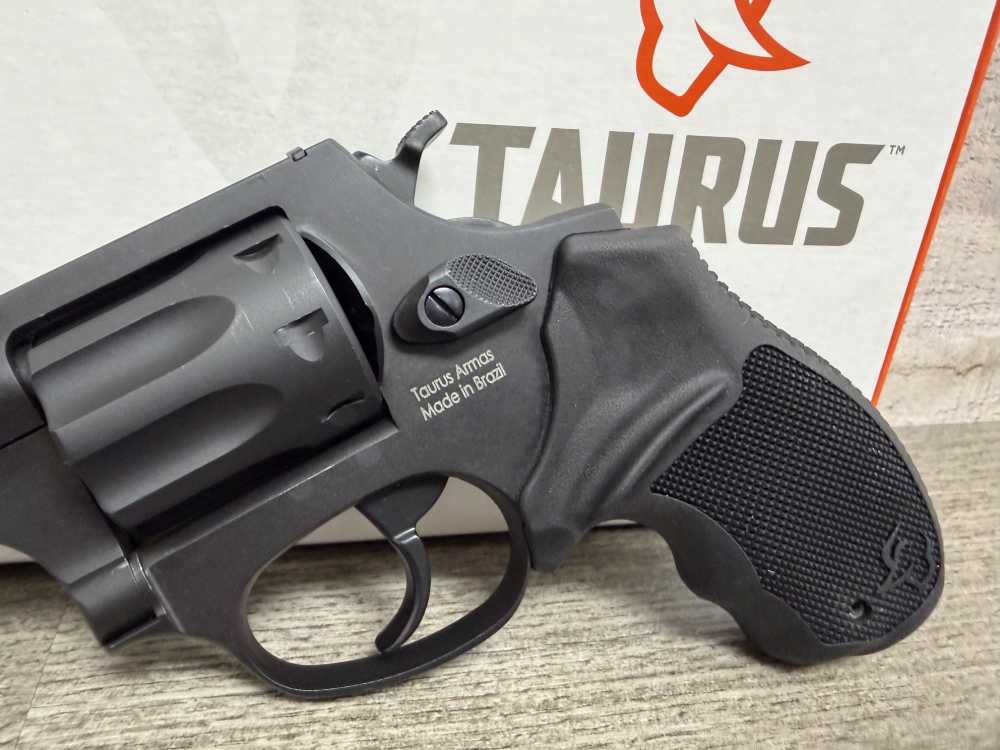TAURUS 942 22LR 8 SHOT BLACK REVOLVER 2-942021 BRAND NEW-img-2