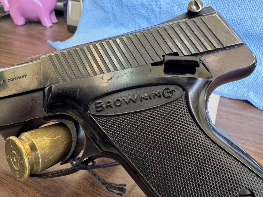 BROWNING NOMAD .22LR PISTOL (NO RESERVE)-img-3