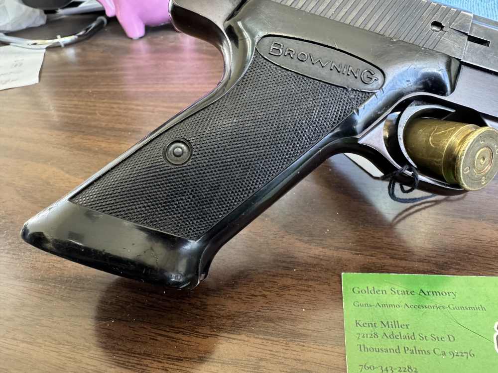 BROWNING NOMAD .22LR PISTOL (NO RESERVE)-img-8